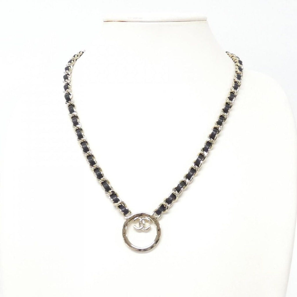 Chanel Necklace Black — view 6