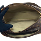 Louis Vuitton Reporter PM Shoulder Bag — view 3