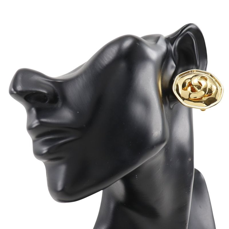 Chanel Coco Mark Vintage Gold Plated 95 P 25.5 g Earrings — view 3