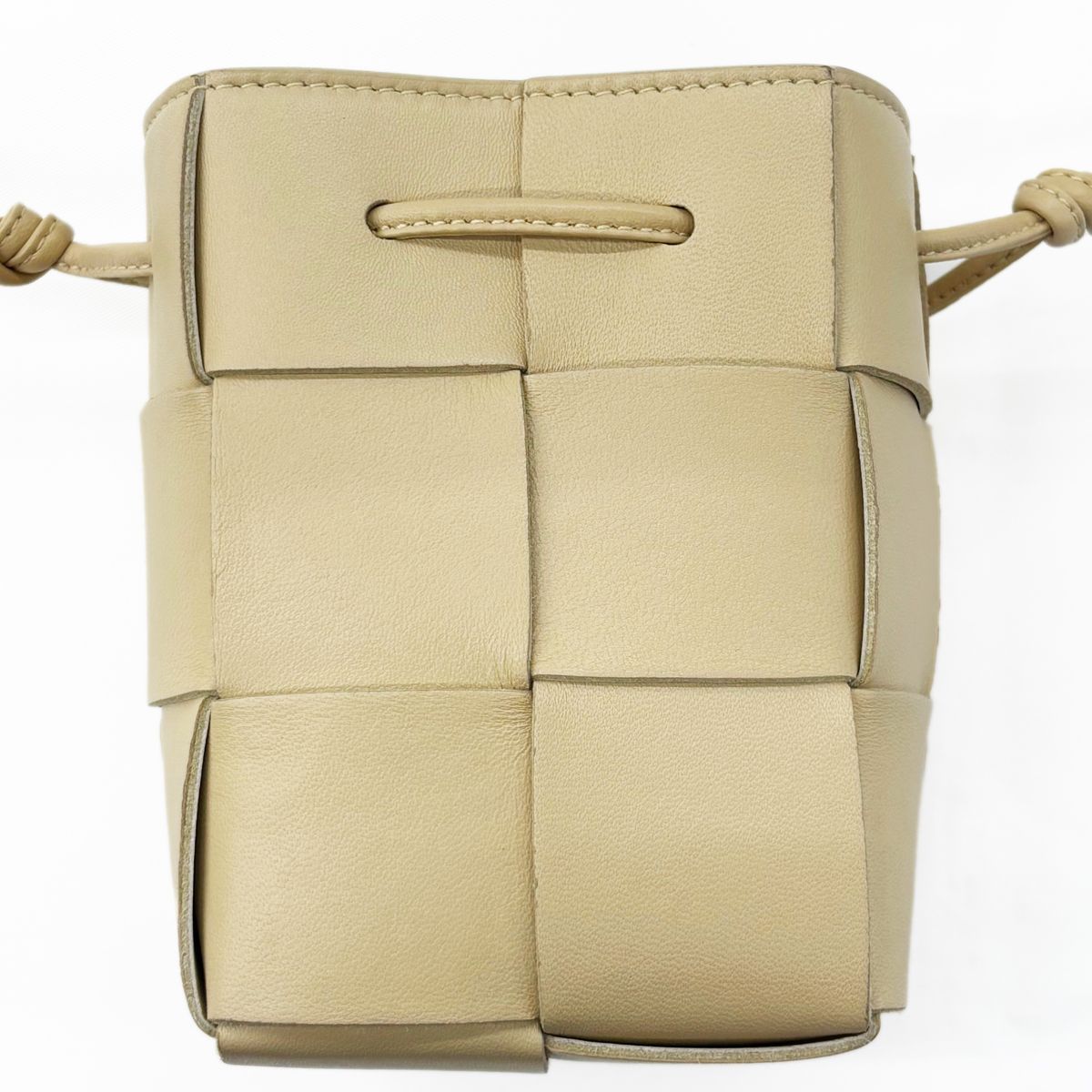 Bottega Veneta Shoulder Cassette Mini Crossbody Bucket Bag Ivory — view 3