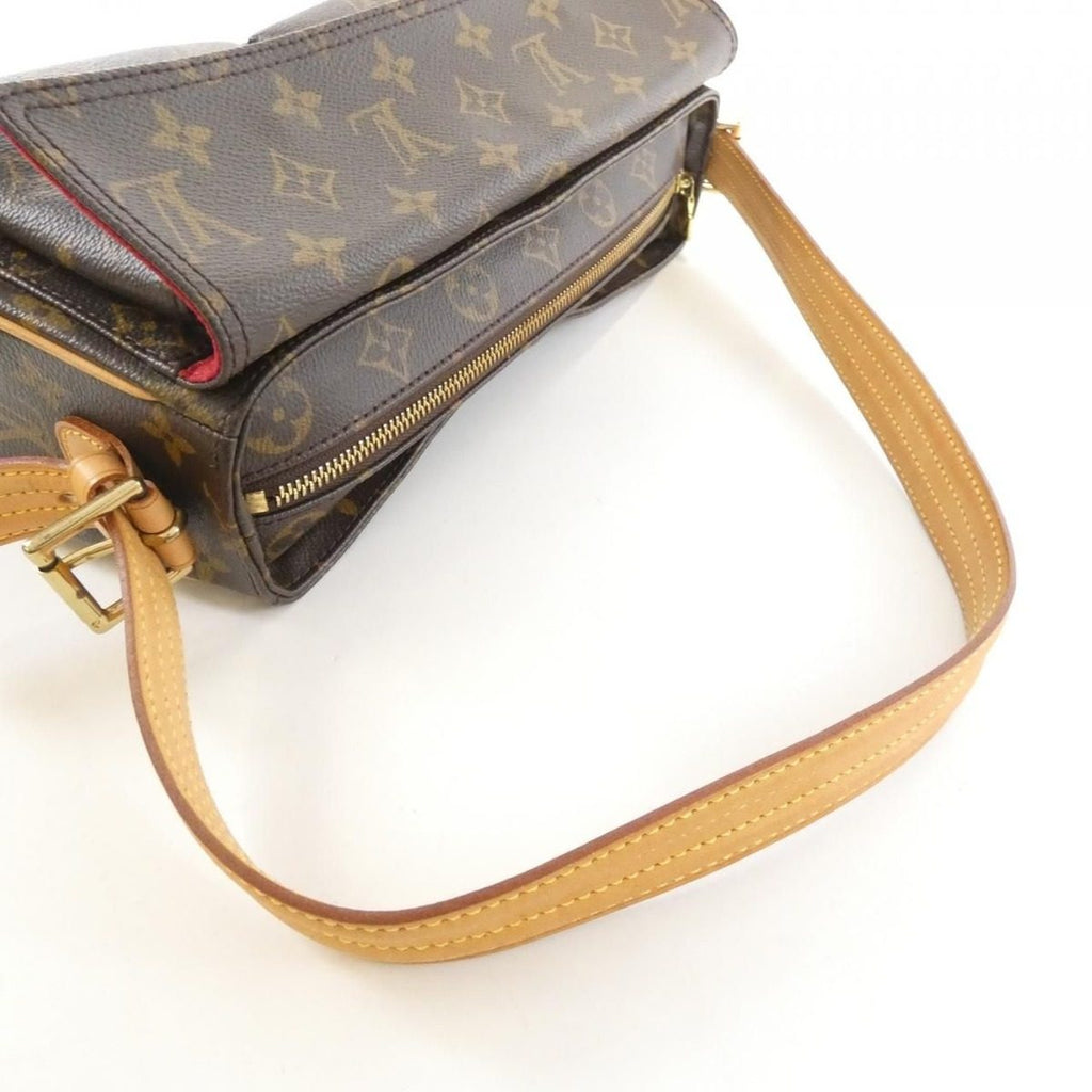 Louis Vuitton Monogram Viva-Cite MM Shoulder Bag — view 4