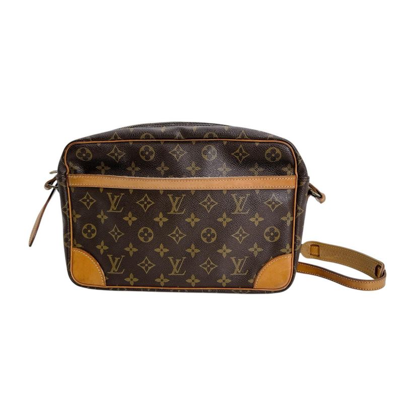 Louis Vuitton Monogram Trocadero 27 Crossbody Bag — view 2