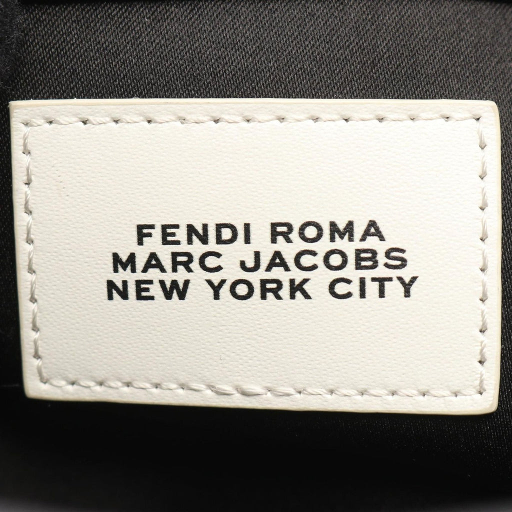 Fendi Handbag Mamma Bucket Black Leather — view 4
