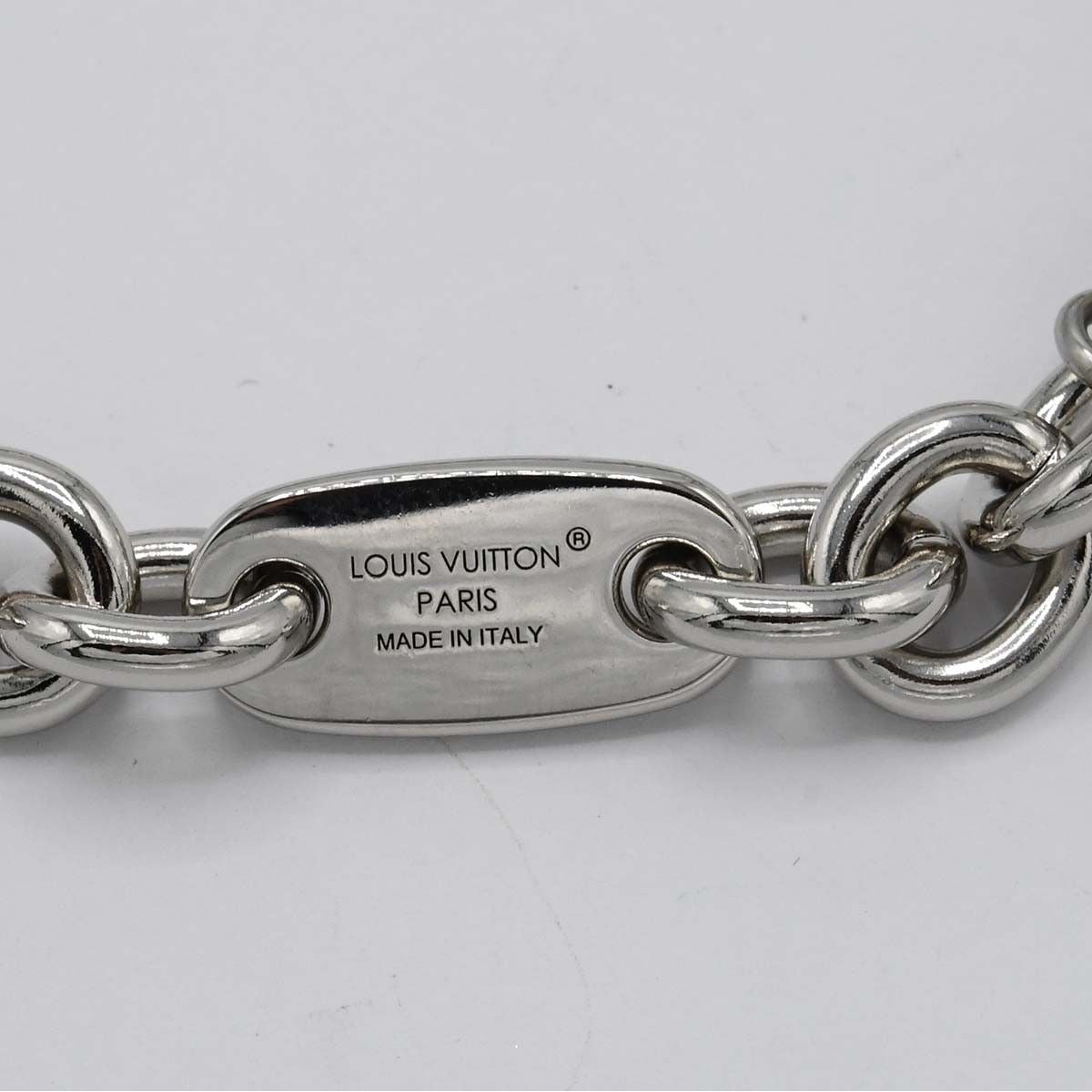 Louis Vuitton LV Necklace Faux Pearl Box Bag — view 3