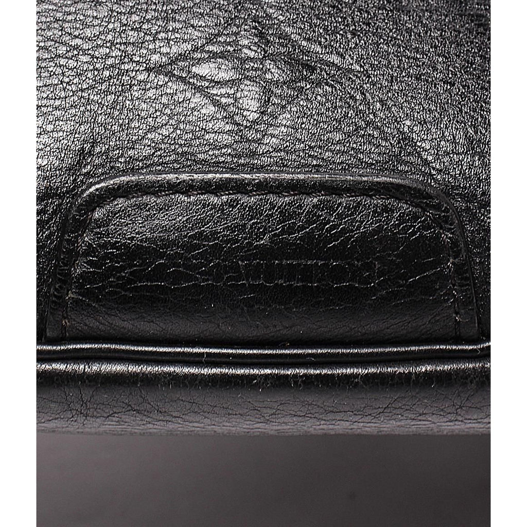 Louis Vuitton Waist Bag Discovery PM Monogram Shadow — view 4