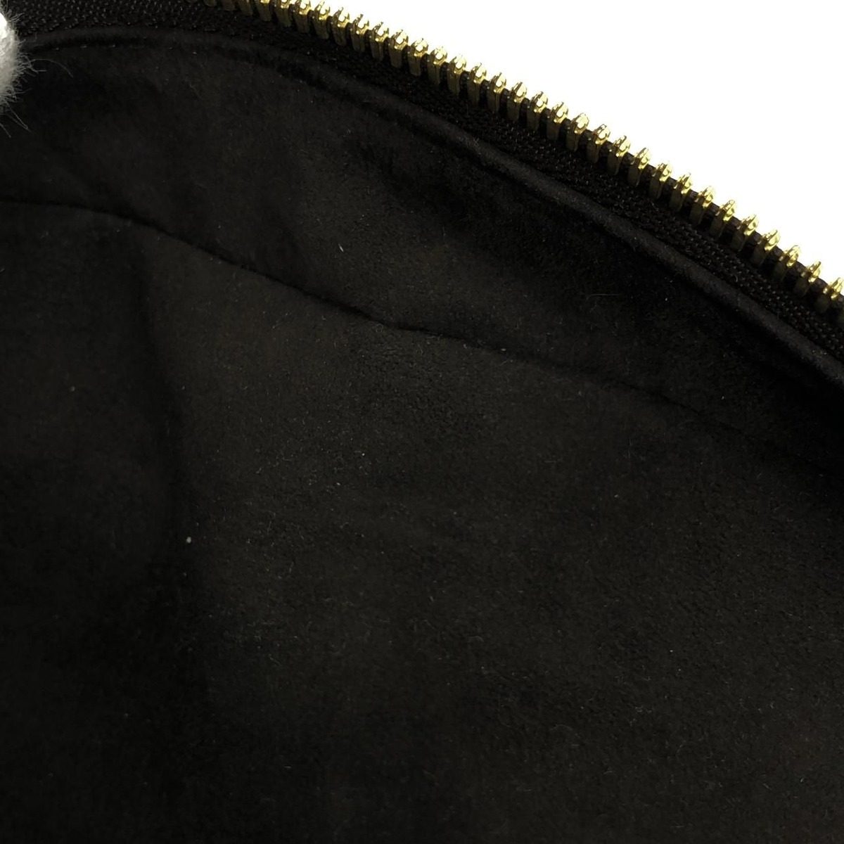 Louis Vuitton Monogram Verle Deauville Cube Bag — view 8