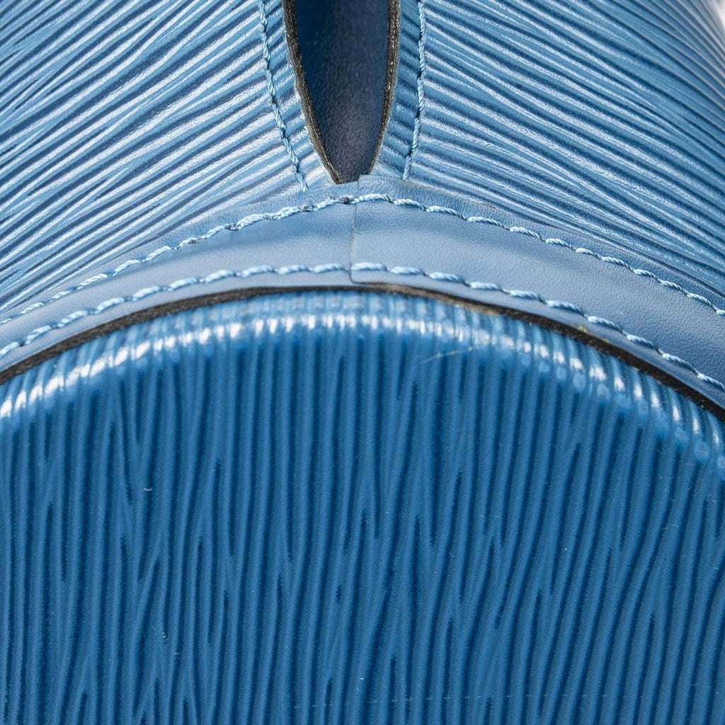 Louis Vuitton Saint Jacques Shopping Blue Epi Messenger Bag — view 8
