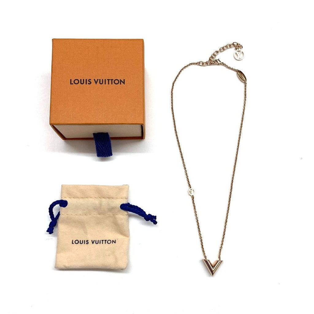 Louis Vuitton Essential Necklace Gold