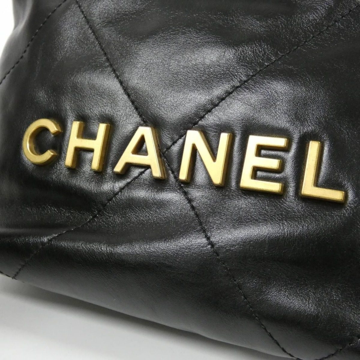Chanel 22 Line Mini Bag — view 4
