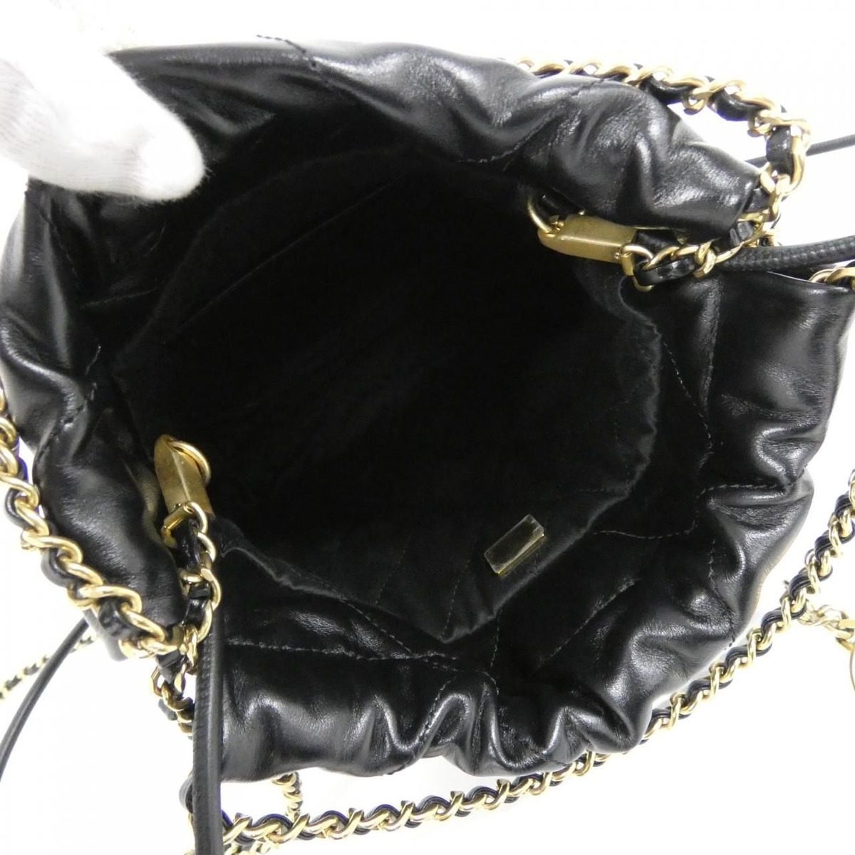 Chanel 22 Line Mini Bag — view 6