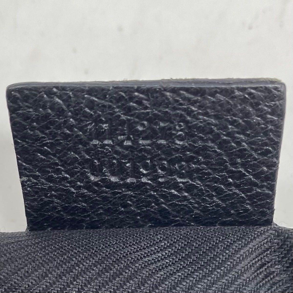 Gucci Shoulder Bag Messenger GG Canvas Black — view 5
