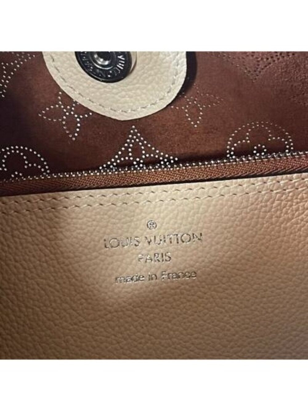 Louis Vuitton Monogram Carmel Hobo Mahina Leather Shoulder Tote Bag