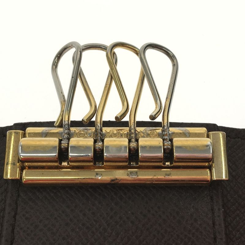 Louis Vuitton Key Case 4-Strand Damier Multicles 4 with Thread Breakage — view 6