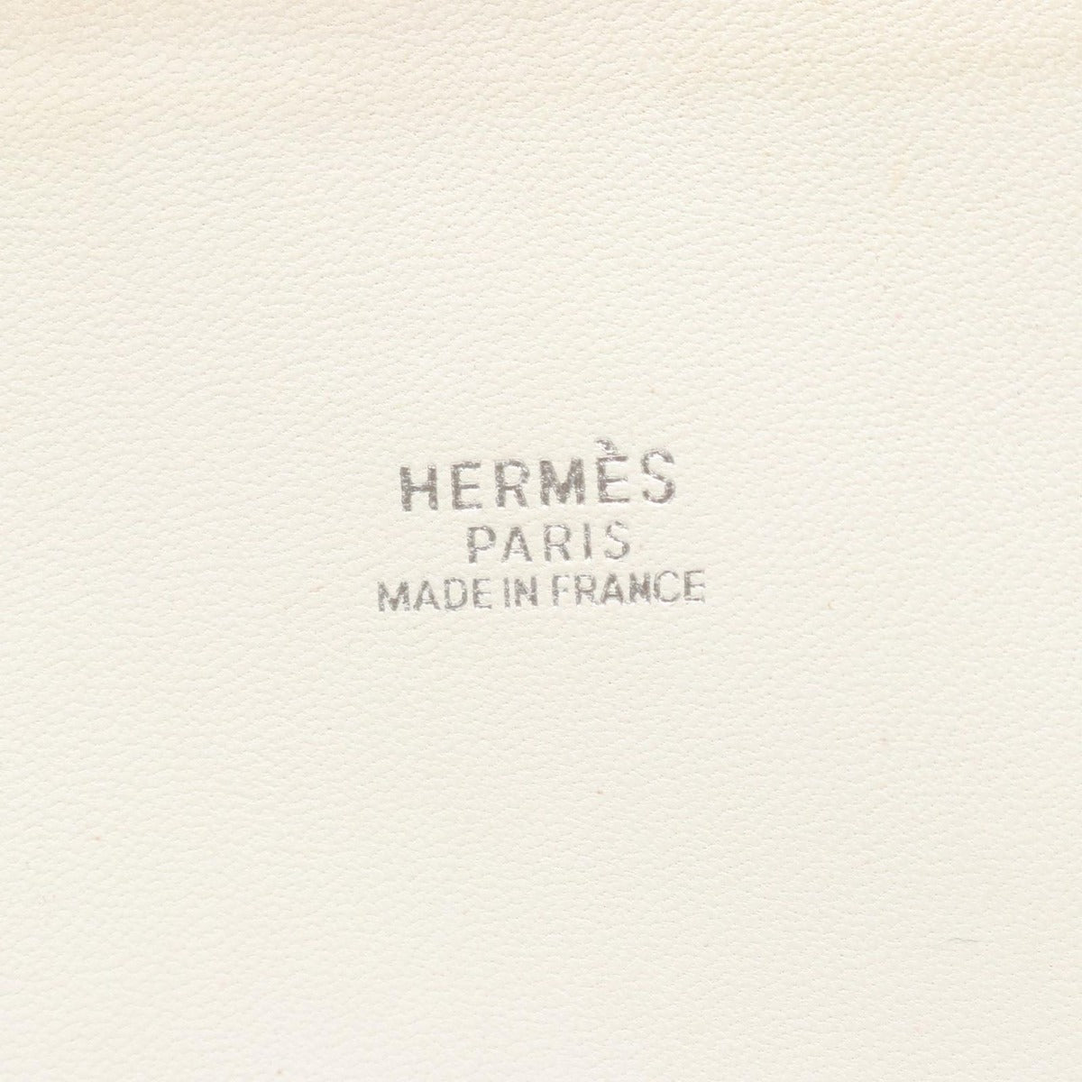 Hermes Handbag Bolide 35 White Leather Suit B — view 4