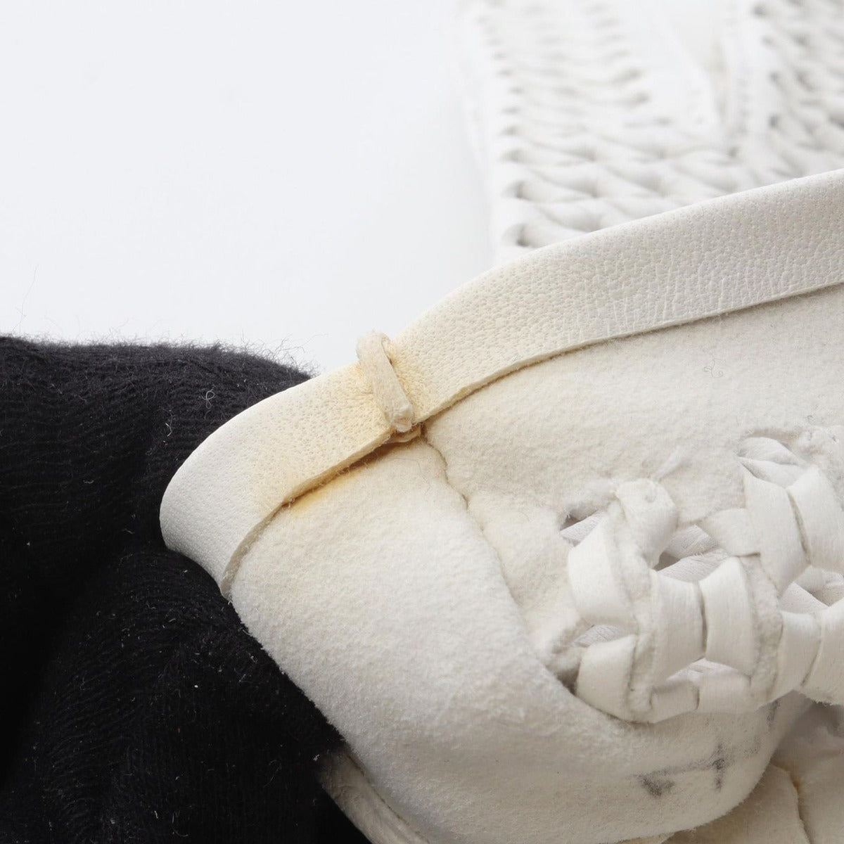 Hermes Gloves Lambskin White — view 7