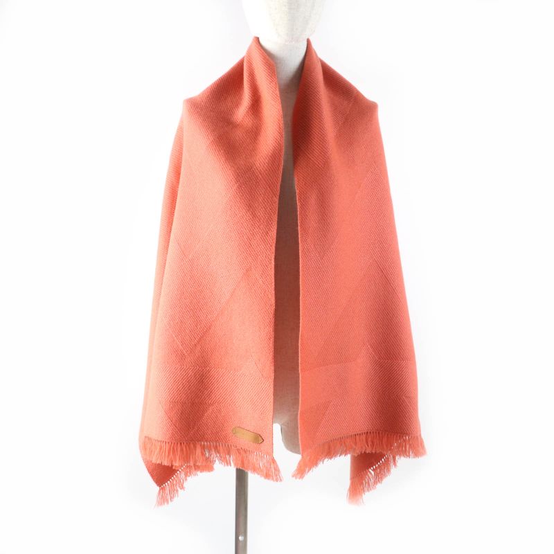 Hermes Grand Chevron 100% Cashmere Rose Blush Leather Scarf With Logo Patch — view 4