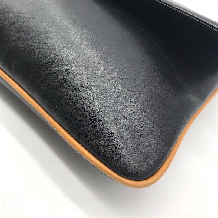 Celine Carriage Vintage Leather Clutch Black — view 4