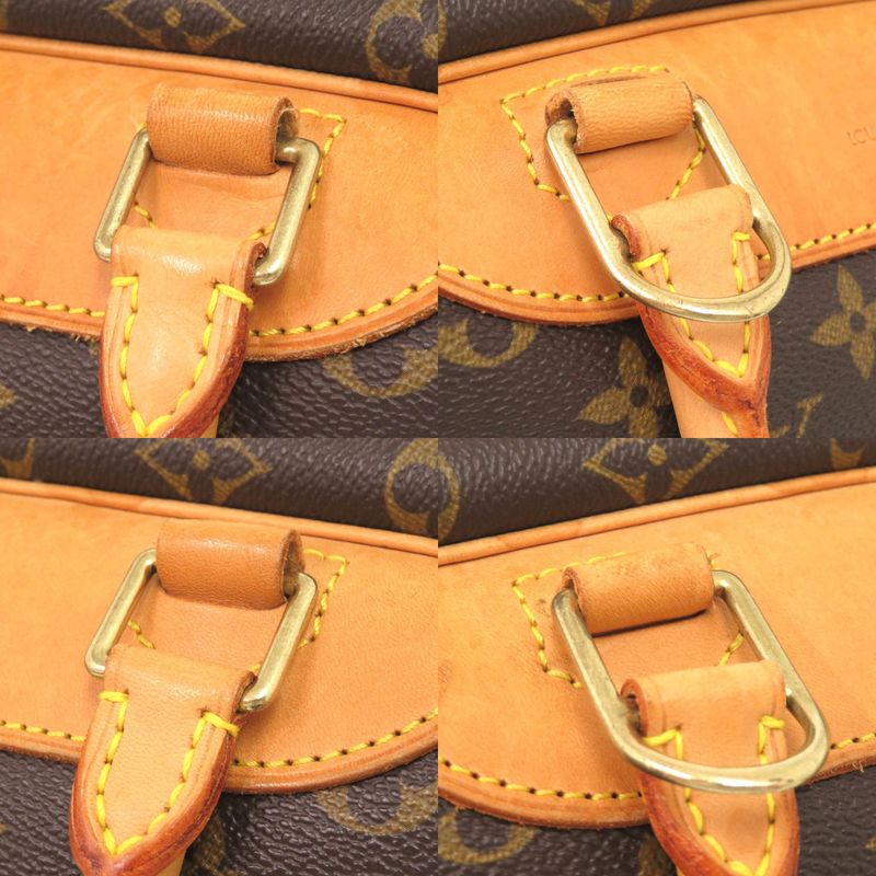 Louis Vuitton Deauville Monogram Handbag 1518 — view 9