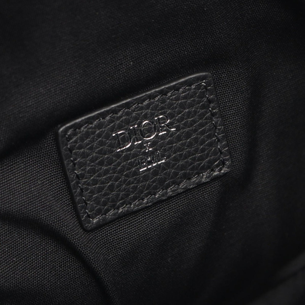 Dior Waist Bag Erl Black Leather — view 4