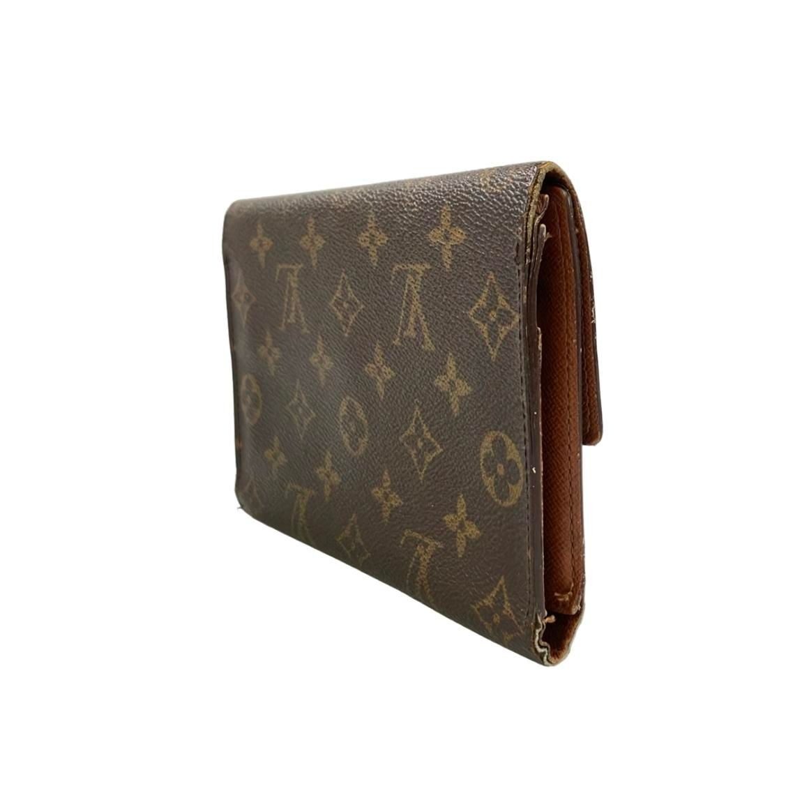 Louis Vuitton Wallet Trifold Passport Case Pochette Monogram — view 2