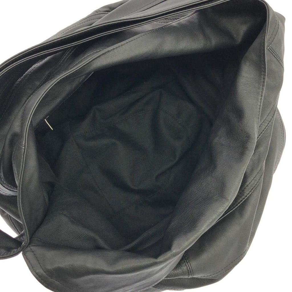 Loewe Vega 335 82 Shoulder Bag — view 7