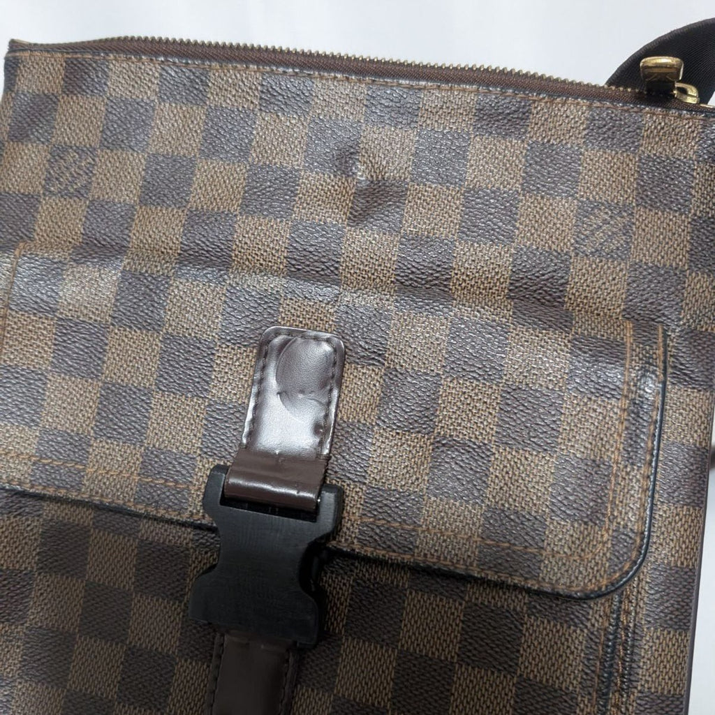 Louis Vuitton Pochette Melville Damier Shoulder Bag — view 6