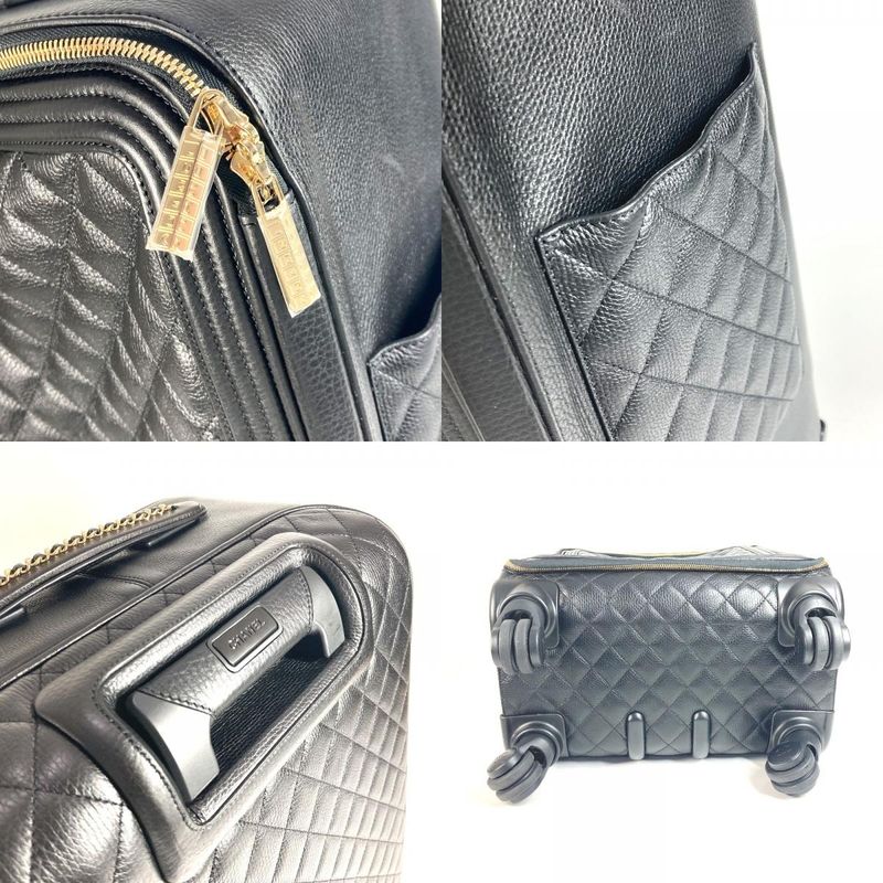 Chanel Carry Bag CC Logo Caviar Leather Black — view 7