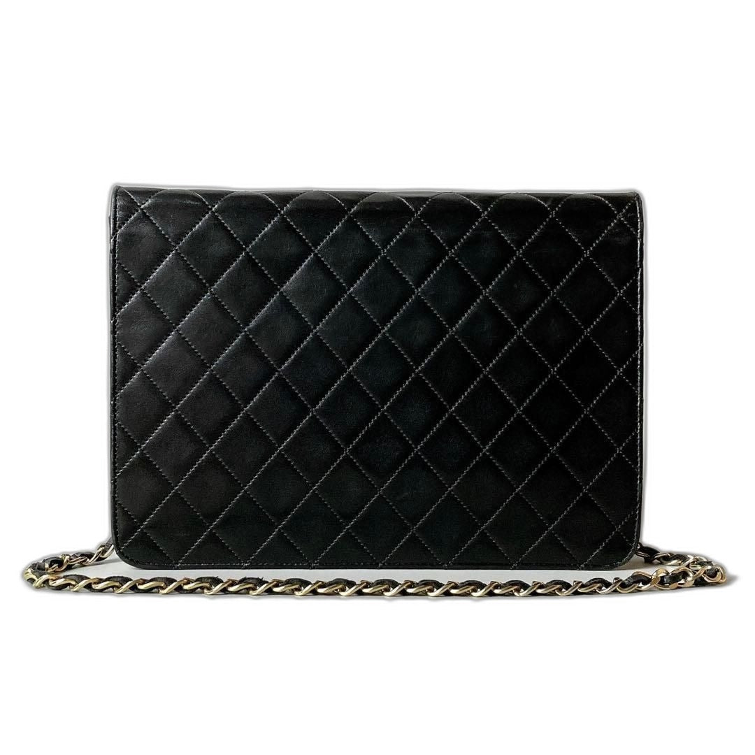 Chanel Quilted Chain Shoulder Bag Lambskin Black — view 2