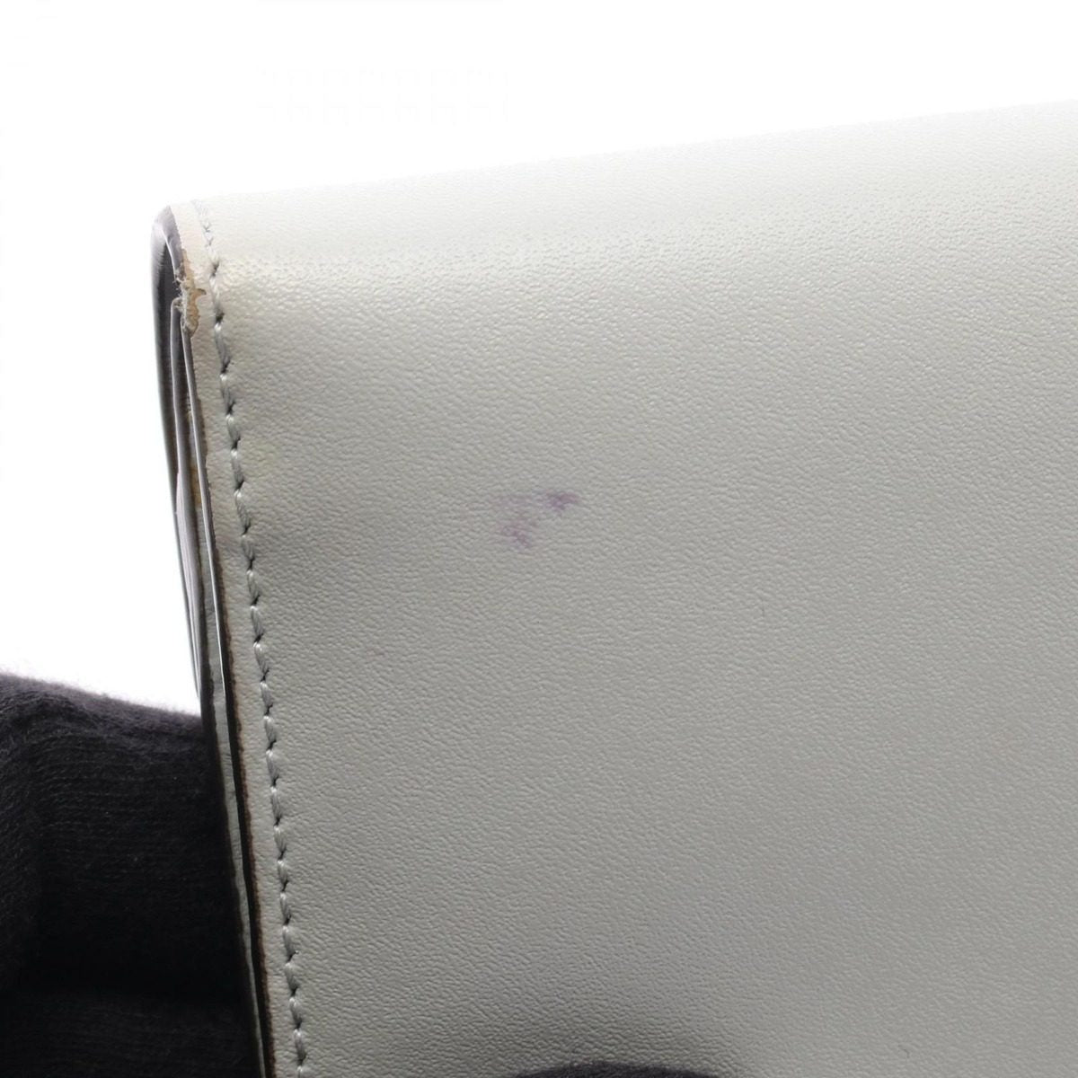 Fendi Bifold Wallet Is Gray Leather Is Zip — view 5