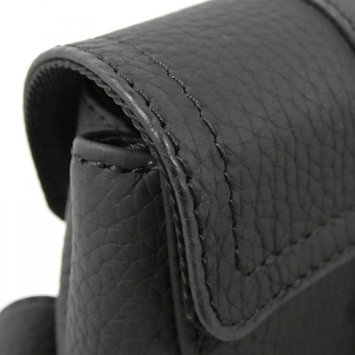 Louis Vuitton Taurillon Christopher XS Shoulder Bag Black — view 5