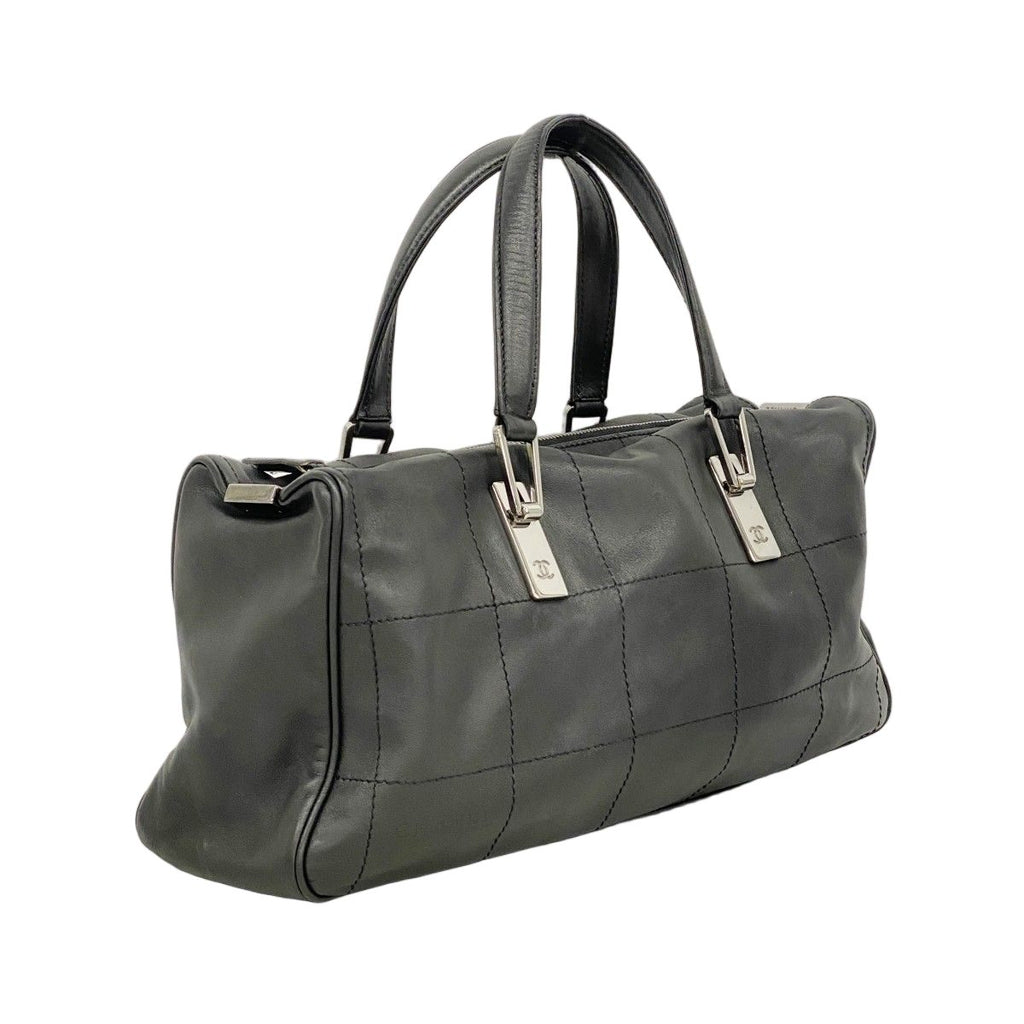 Chanel Handbag Choco Bar Lambskin Black Silver — view 2