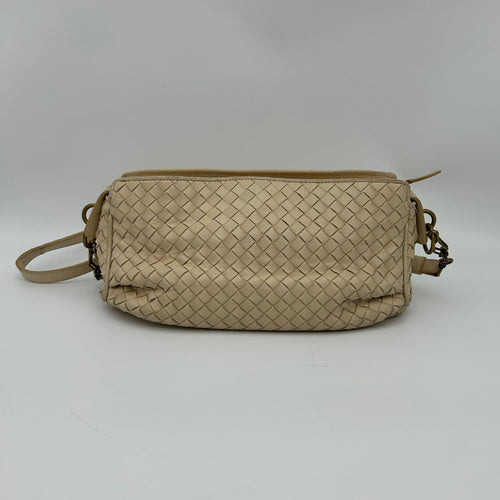 Bottega Veneta Intrecciato Chain Shoulder Bag Beige Leather — view 2