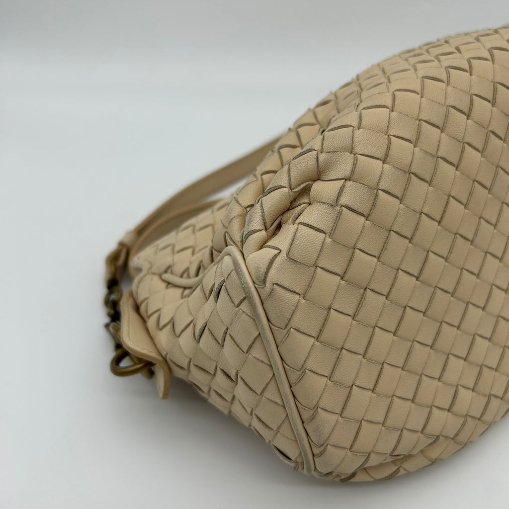 Bottega Veneta Intrecciato Chain Shoulder Bag Beige Leather — view 7