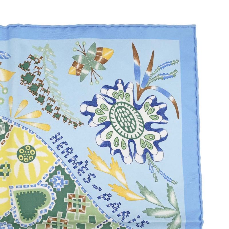 Hermes Carre 45 Scarf en Attendant Ulysse Silk Light Blue Bandana — view 6