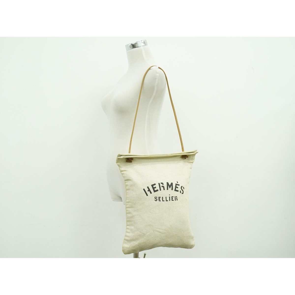 Hermes Aline GM Shoulder Bag Tote Canvas Ivory — view 6