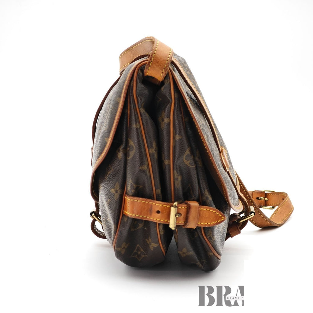 Louis Vuitton Saumur 30 Shoulder Bag Flap Brown — view 5