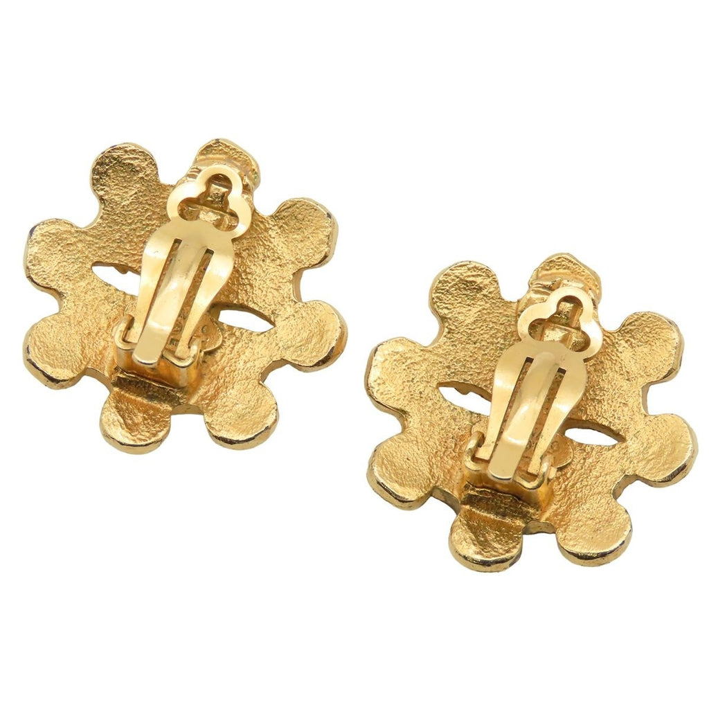 Chanel Earrings Gold Metal CC Logo Flower Costume Vintage — view 2