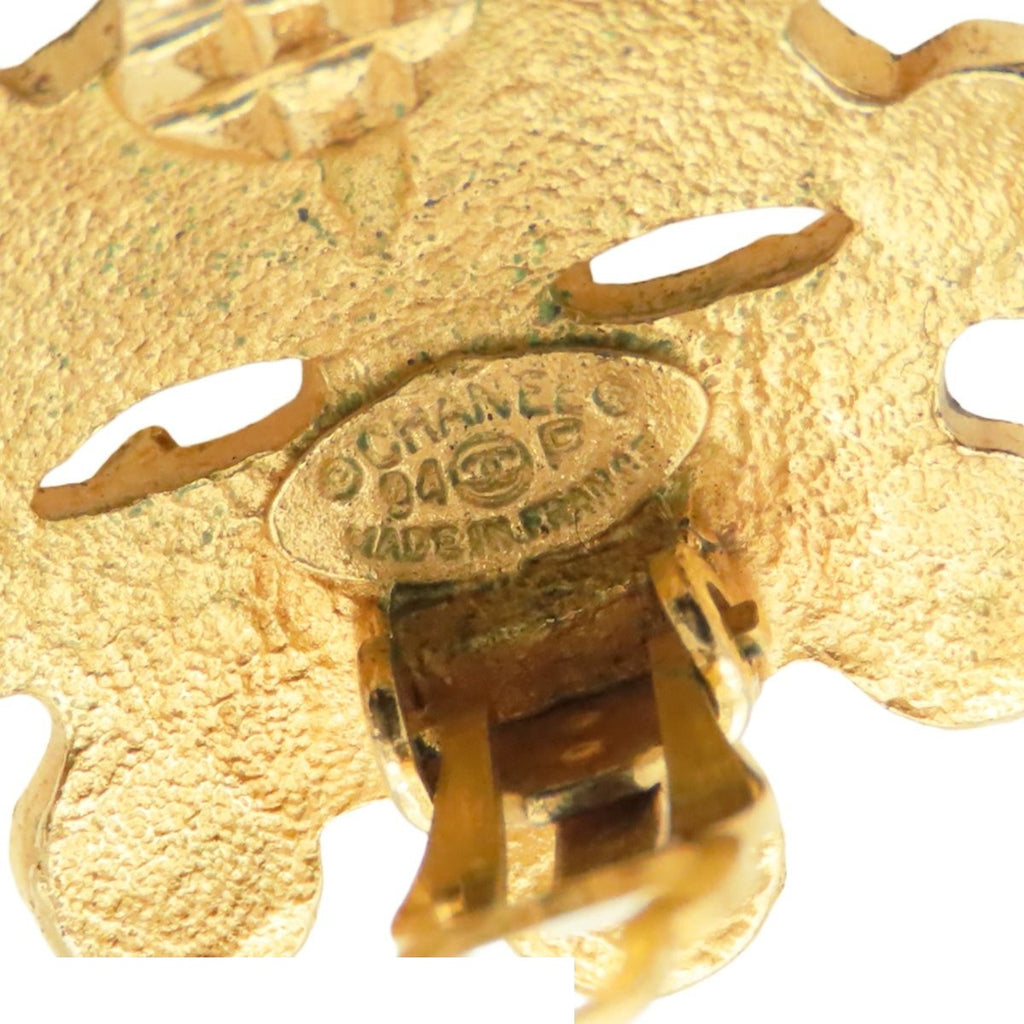 Chanel Earrings Gold Metal CC Logo Flower Costume Vintage — view 4