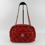 Chanel CC Logo Bubble Quilt Chain Shoulder Bag Red Lambskin Vintage — view 3