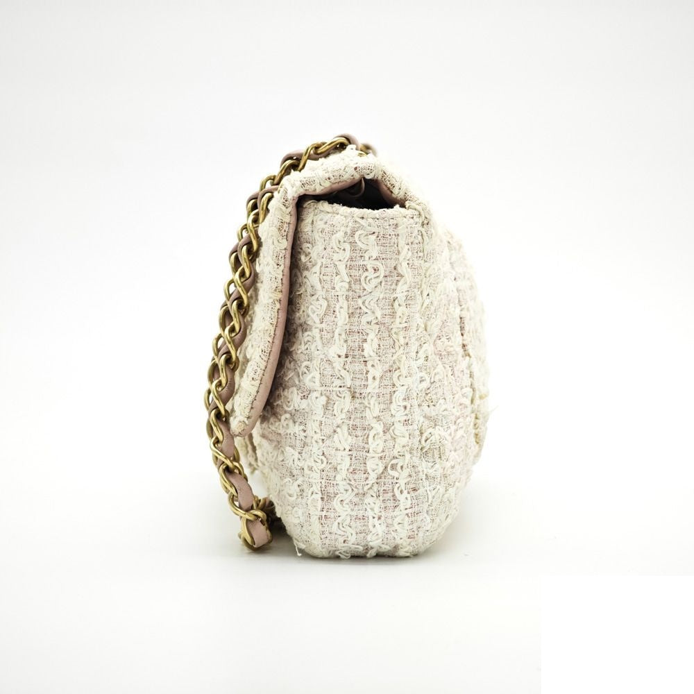 Chanel Quilted Shoulder Bag Tweed Pink — view 6