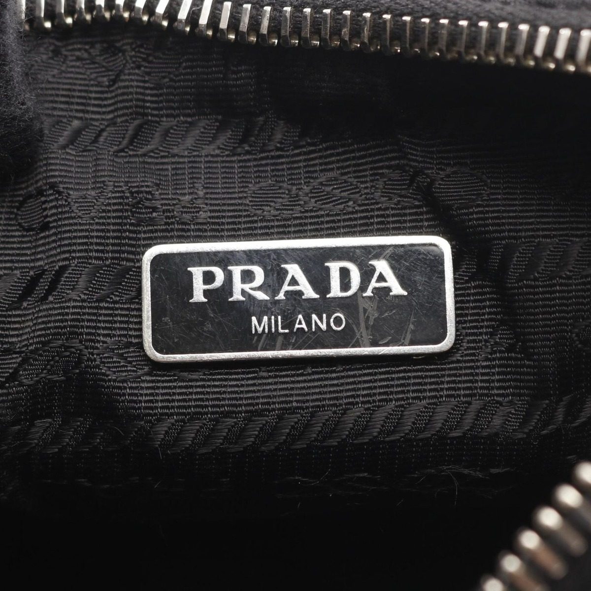 Prada Shoulder Bag Re Edition Black Nylon Leather Re Embroidered Drill — view 4