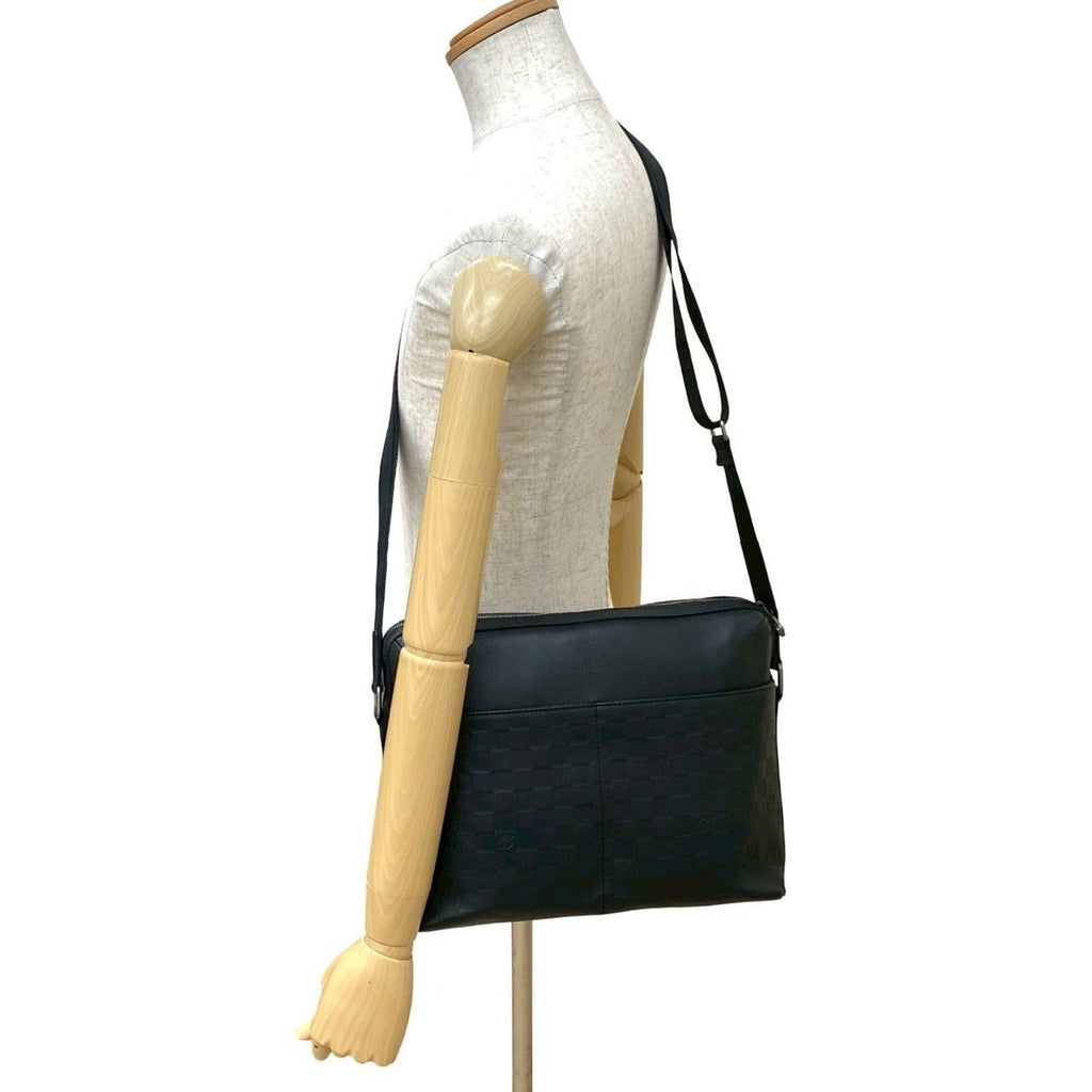 Louis Vuitton Calypso MM Damier Infini Leather Shoulder Bag — view 2
