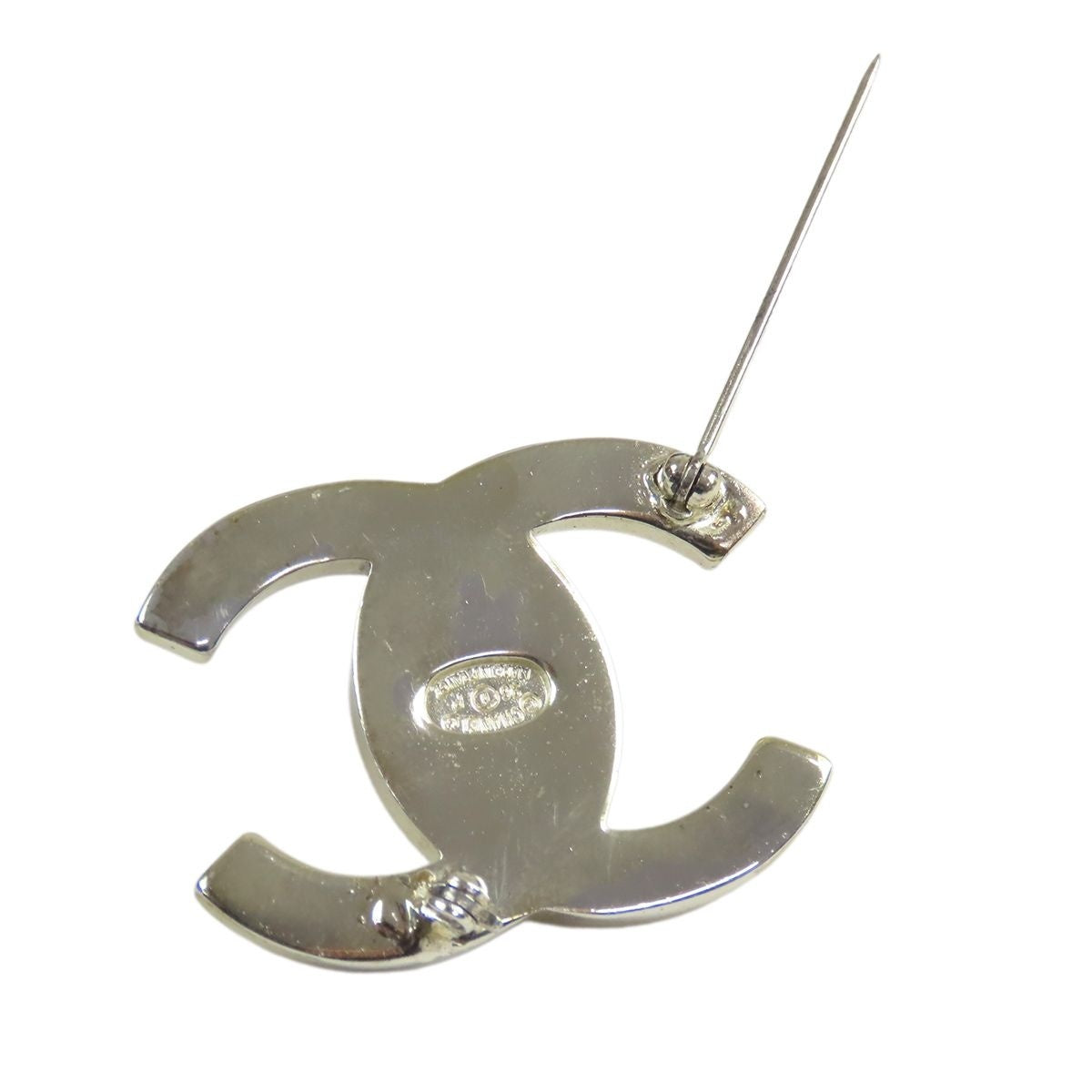 Chanel Brooch Silver Metal Turnlock — view 3