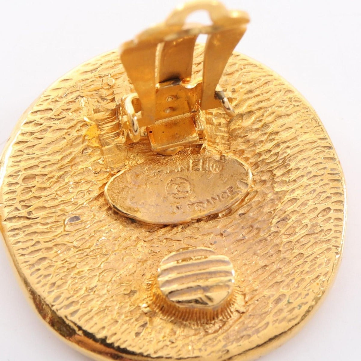 Chanel Earrings Circle Logo — view 5