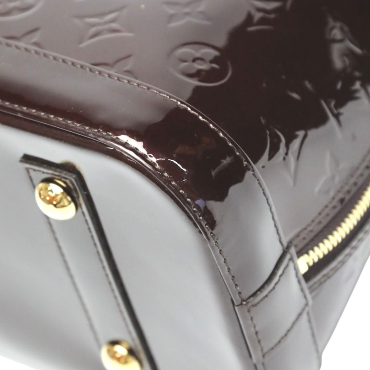 Louis Vuitton Vernis Handbag Alma PM Wine Red — view 9