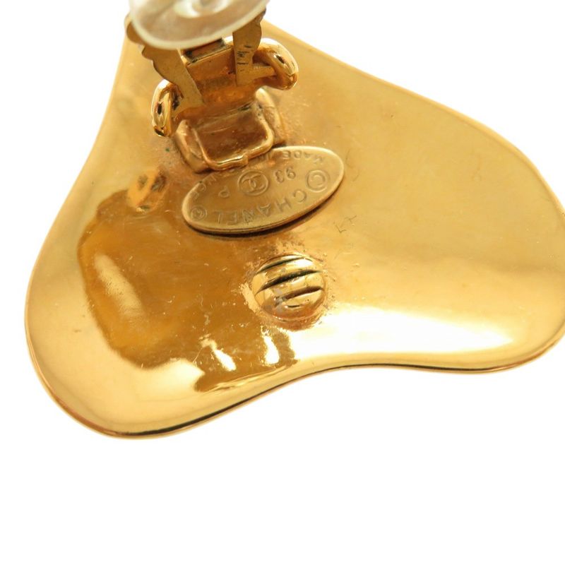 Chanel Vintage Coco Mark Heart Metal Gold Earrings 0179 — view 8