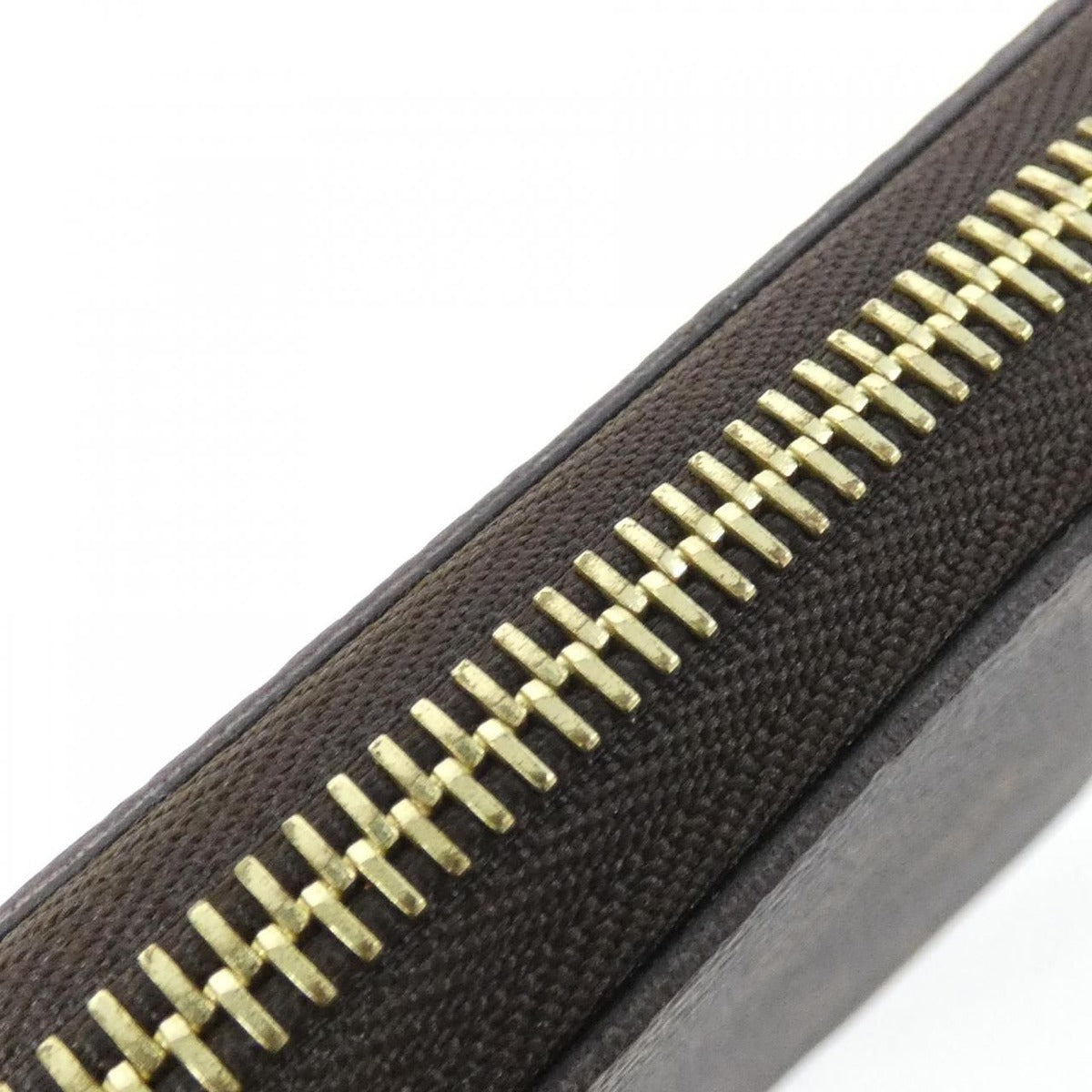 Louis Vuitton Monogram Zippy Wallet — view 6