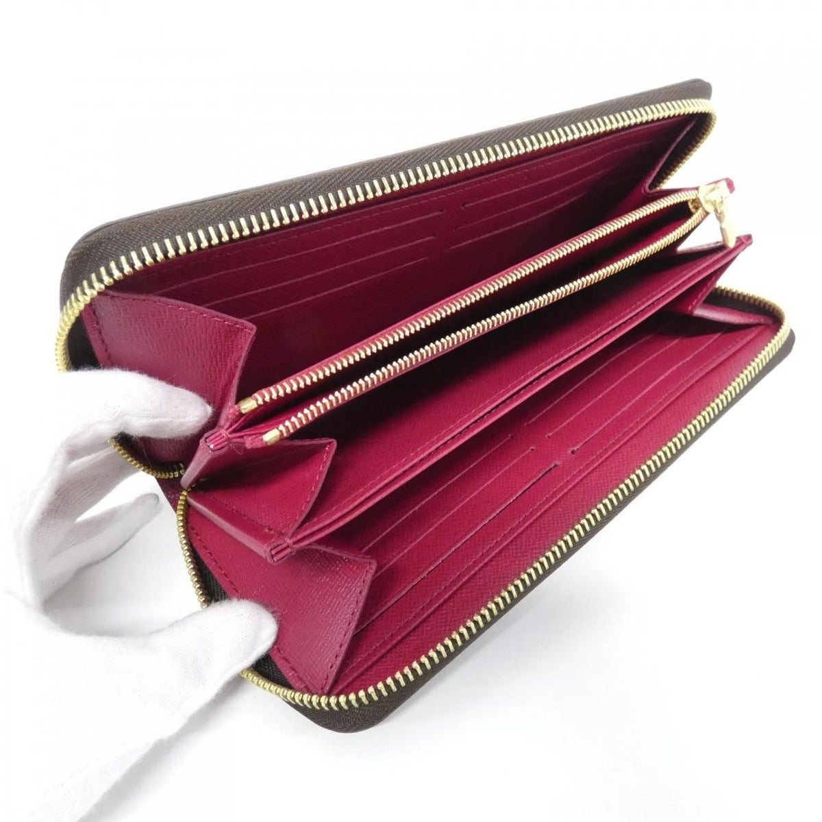 Louis Vuitton Monogram Zippy Wallet — view 7