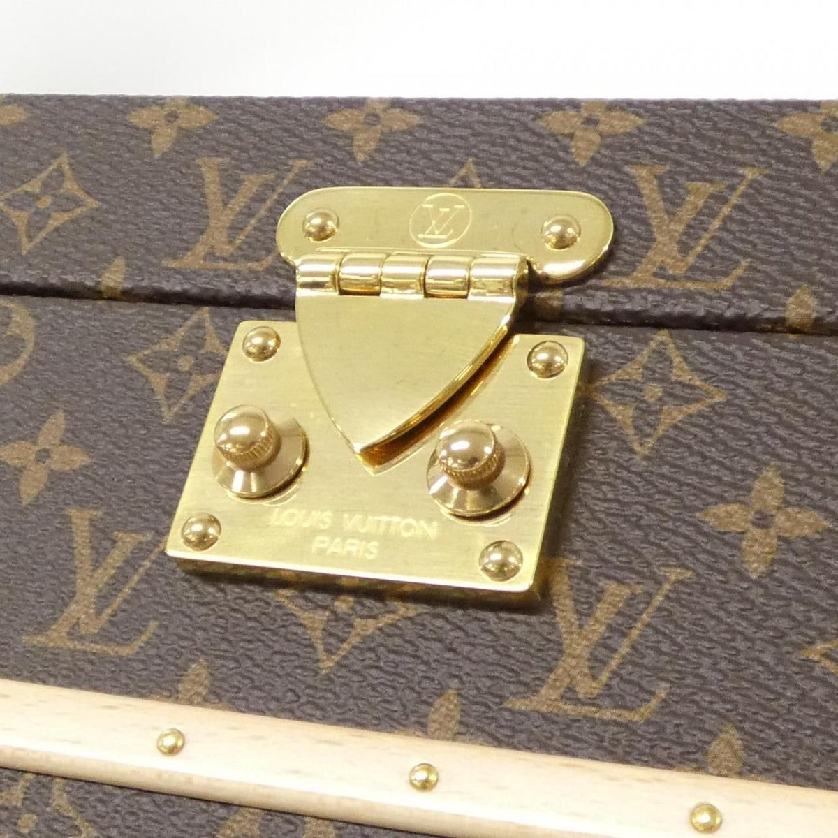 Louis Vuitton Monogram Mini Maru Case — view 5