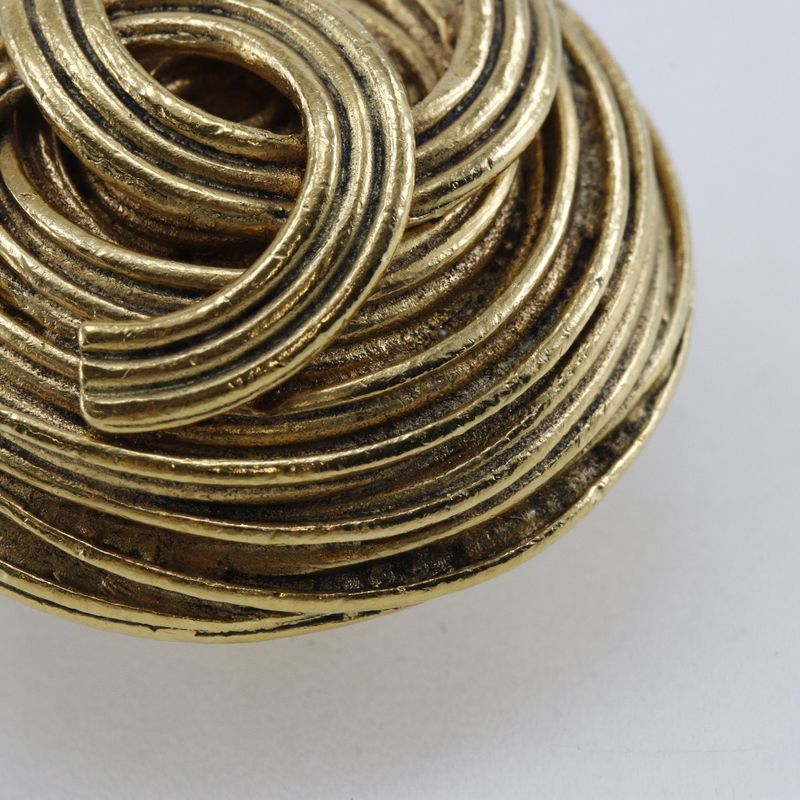 Chanel Coco Mark Vintage Gold Plated 94 a 26.0 g Earrings — view 6